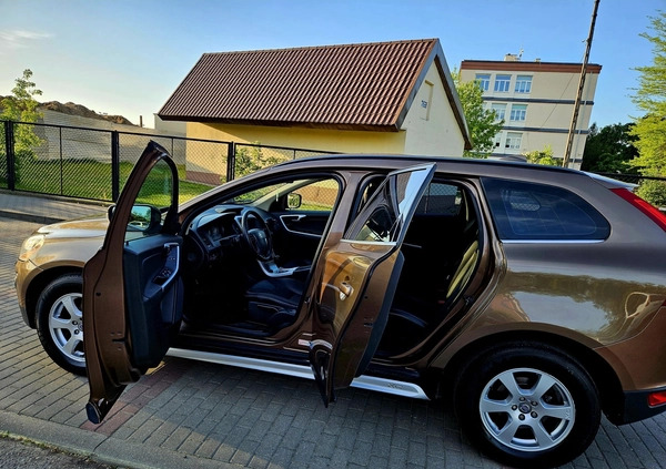 Volvo XC 60 cena 44700 przebieg: 257000, rok produkcji 2010 z Brodnica małe 667